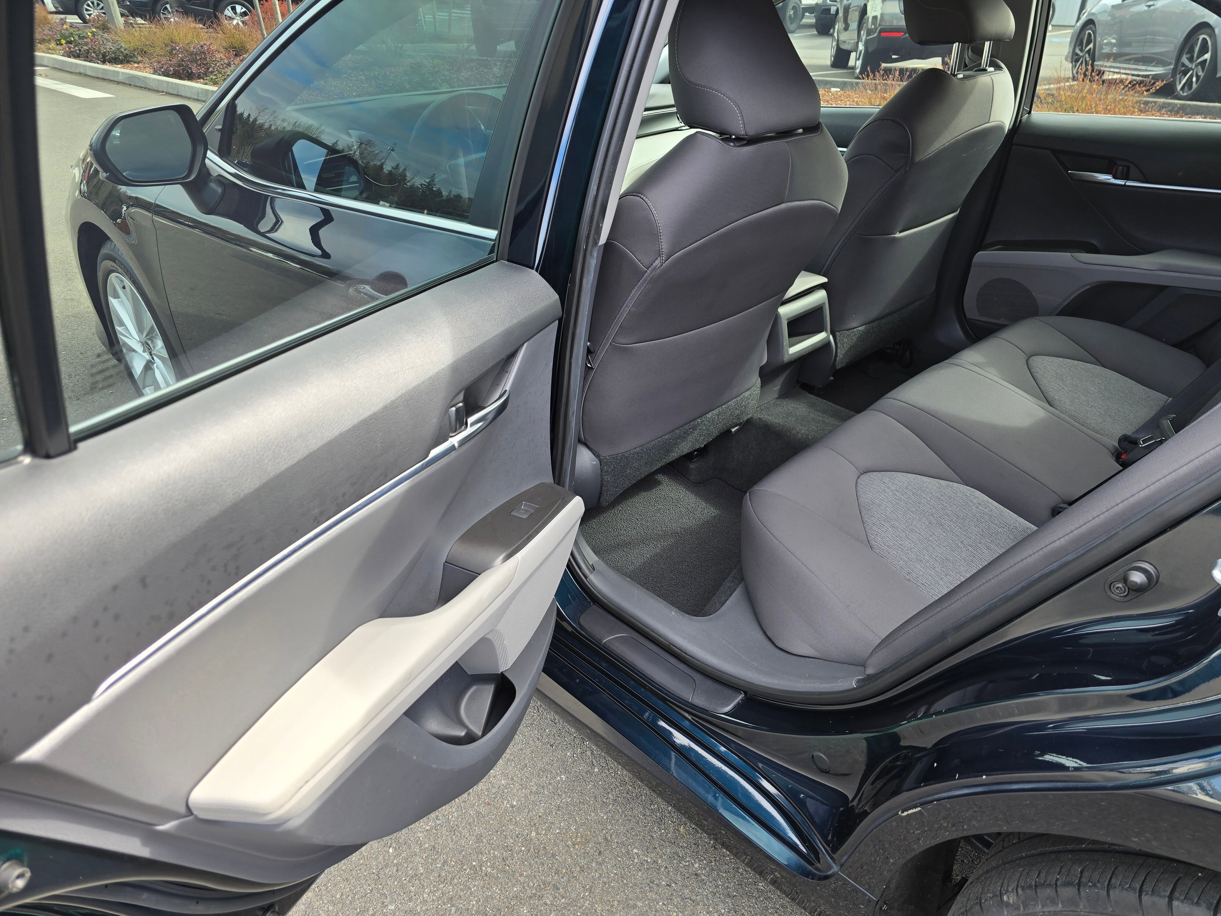 Used 2021 Toyota Camry LE w/ Carpet Mat Package (TMS) AWD/4WD image 27