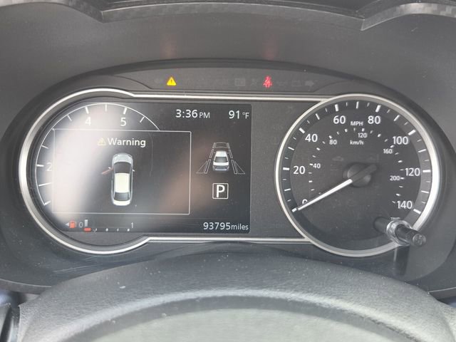 Used 2024 Nissan Versa SV FWD image 32