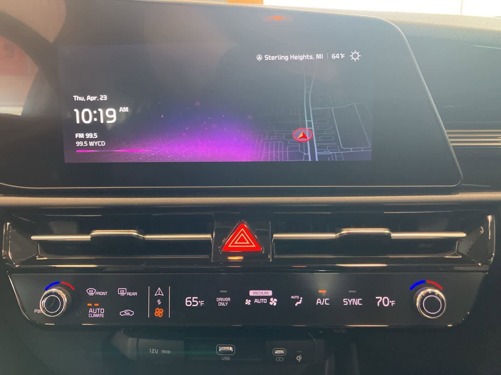 Used 2023 Kia Niro EX FWD image 18