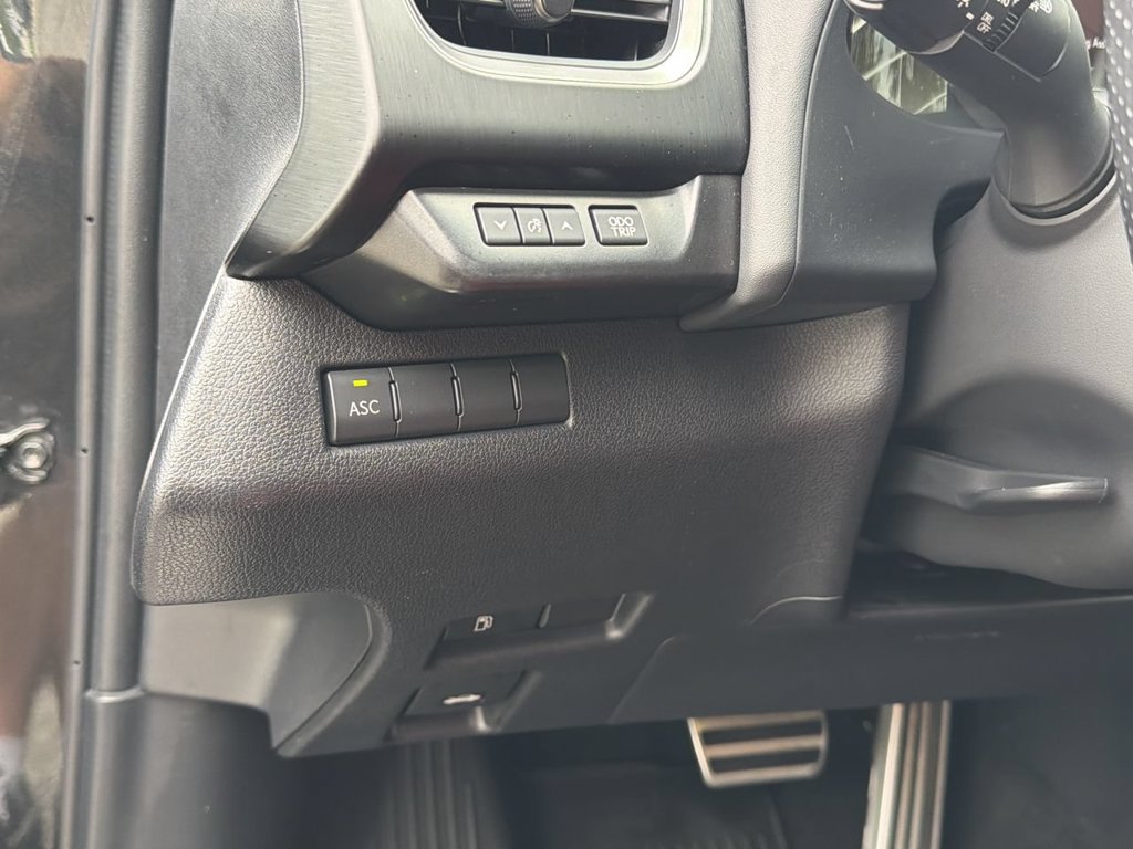 Used 2019 Lexus UX 250h F Sport w/ F Sport Premium Package AWD/4WD image 17