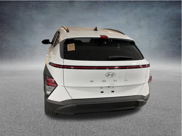 Used 2025 Hyundai Kona SEL FWD image 6