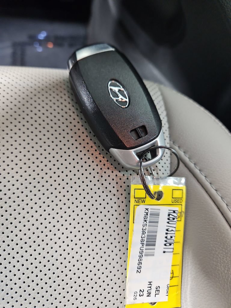 Used 2023 Hyundai Kona Limited w/ Cargo Package FWD image 30