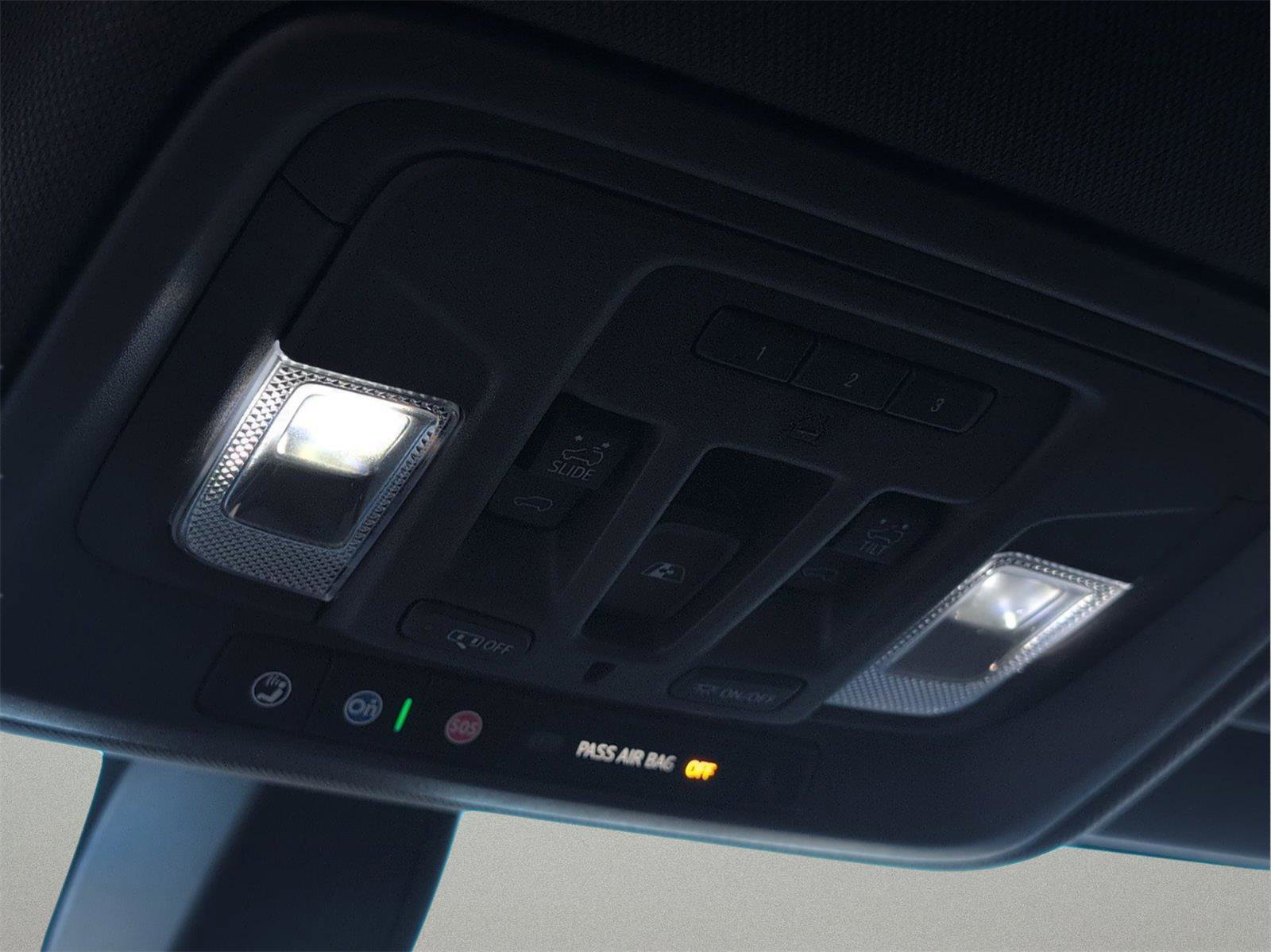 Used 2019 GMC Sierra 1500 SLT w/ SLT Premium Package image 18