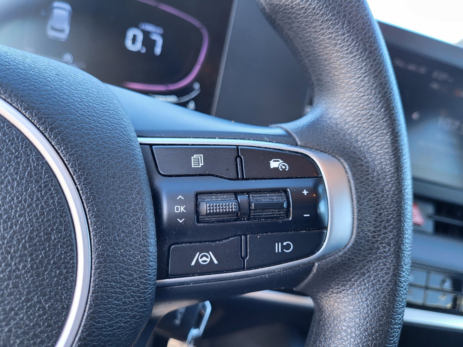 Used 2024 Kia Sportage LX image 26