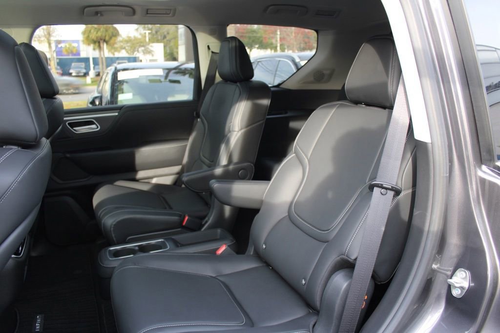 Certified 2025 INFINITI QX80 Pure image 31