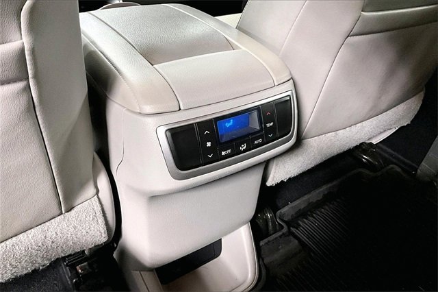 Used 2017 Toyota Highlander Limited w/ Protection Package #3 image 12