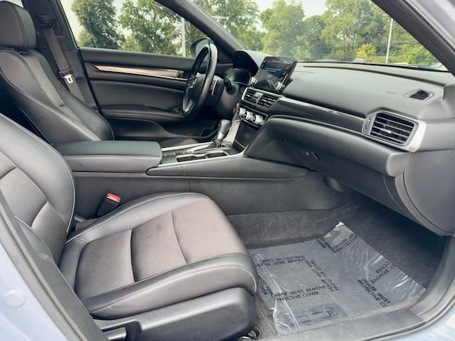Used 2022 Honda Accord Sport image 8