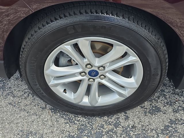Used 2019 Ford Edge SEL w/ Equipment Group 201A FWD image 8