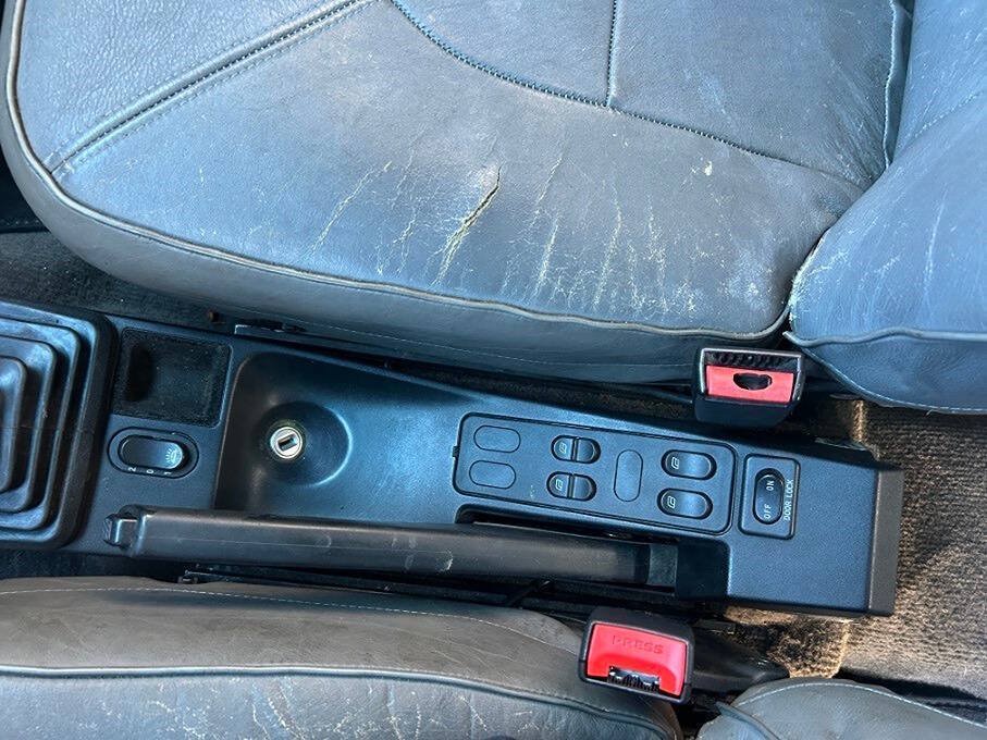 Used 1993 Saab 900 S FWD image 30
