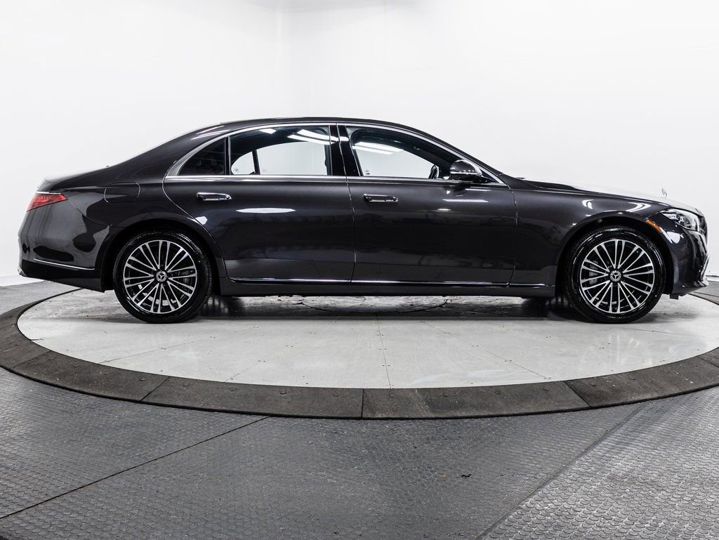 Used 2023 Mercedes-Benz S 580e 4MATIC Sedan image 38