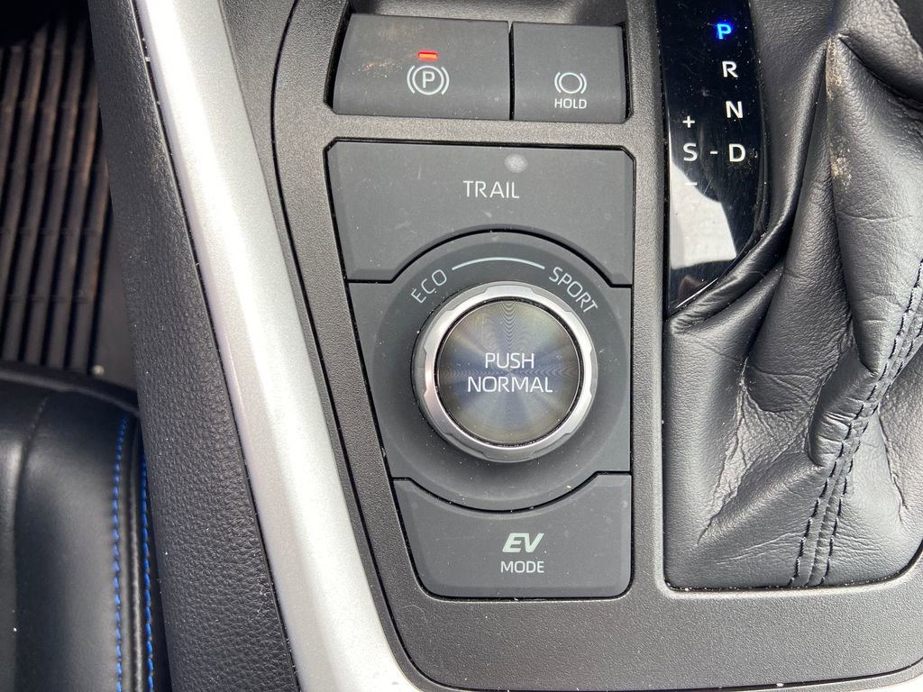 Used 2021 Toyota RAV4 XSE image 34
