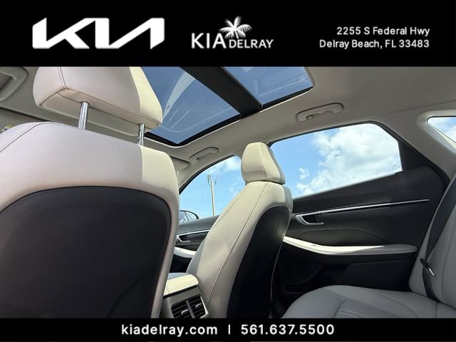 Used 2023 Hyundai Sonata Limited w/ Cargo Package FWD image 15