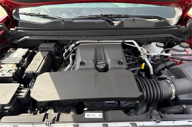 New 2024 Chevrolet Colorado ZR2 w/ Off-Road Front Bumper Package image 11