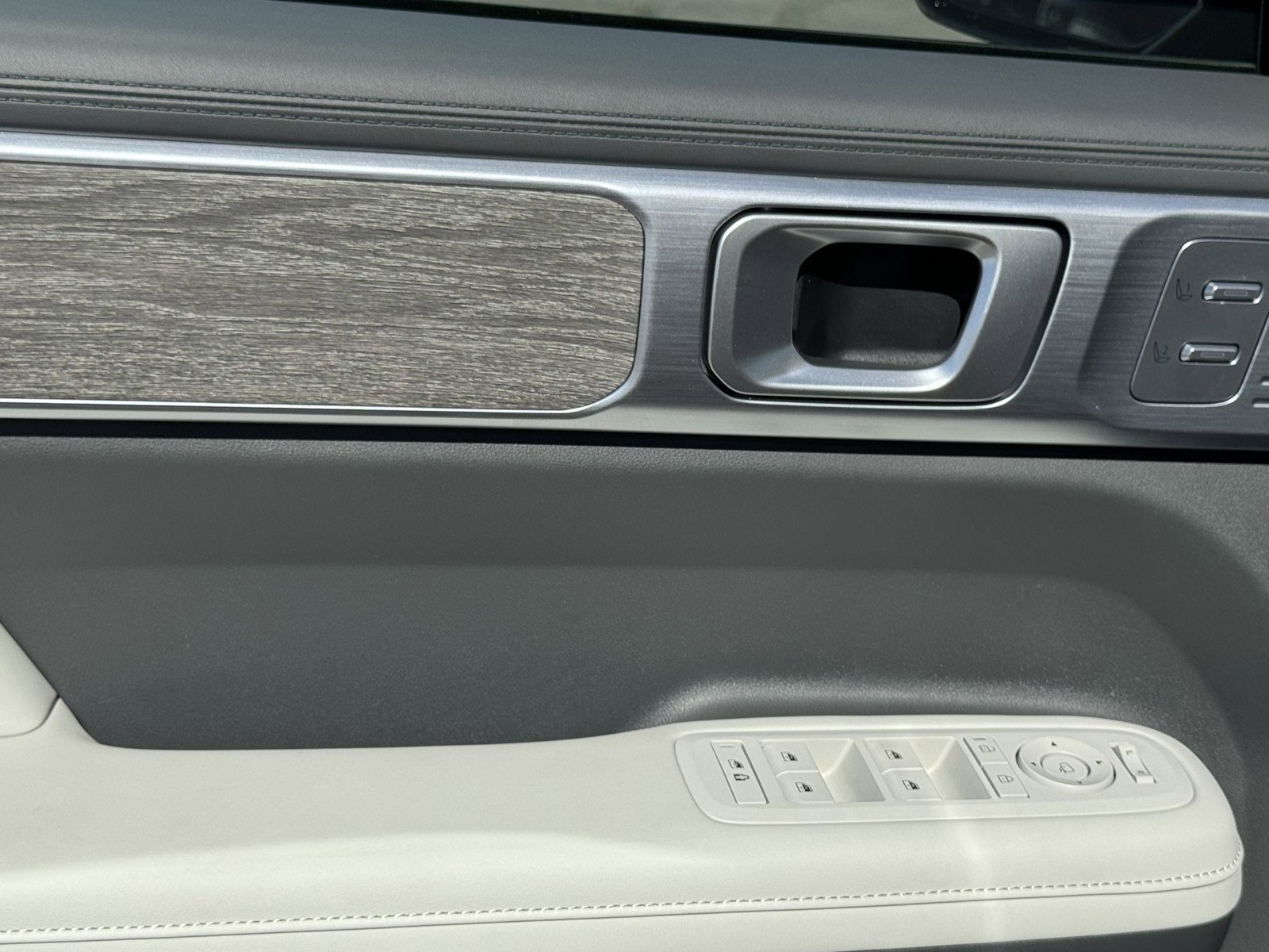 New 2026 Hyundai Santa Fe Calligraphy image 10