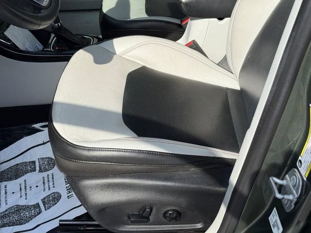 Used 2018 Jeep Compass Limited w/ Navigation Group image 17