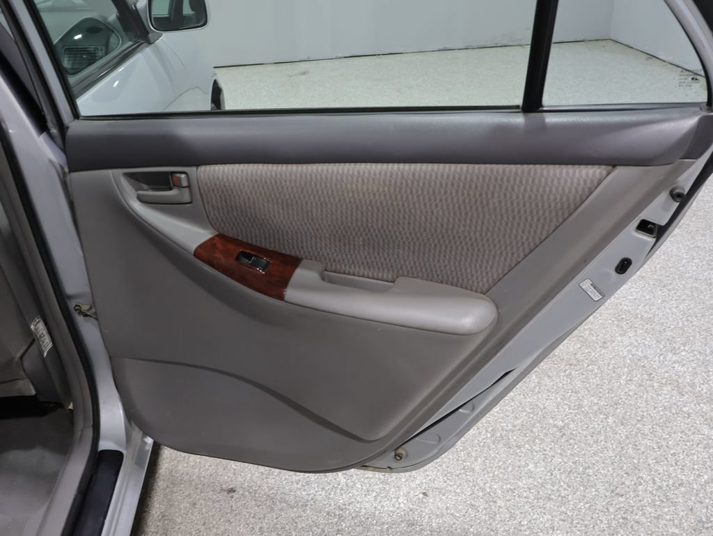 Used 2006 Toyota Corolla LE FWD image 20