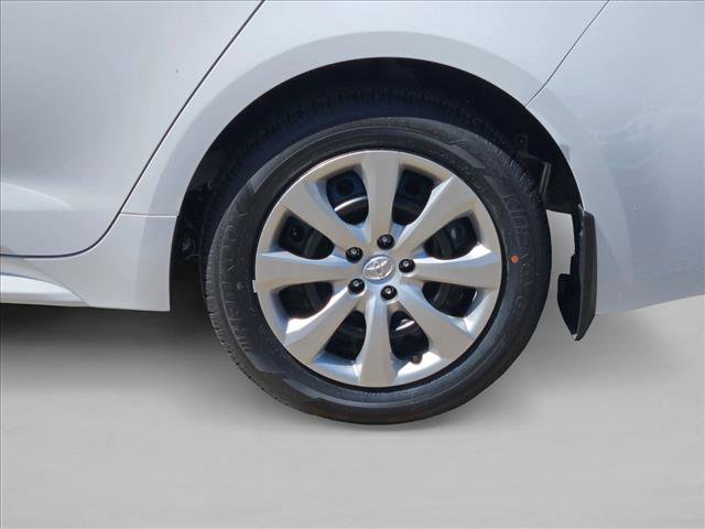 New 2025 Toyota Corolla LE image 9