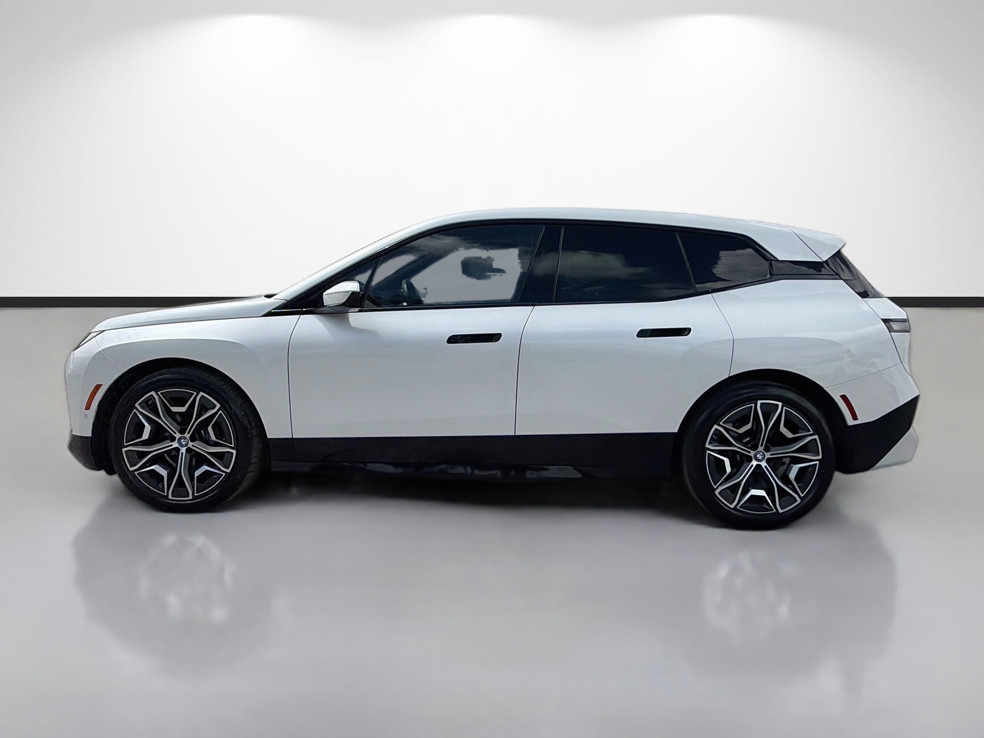 Used 2025 BMW iX M60 AWD/4WD image 6