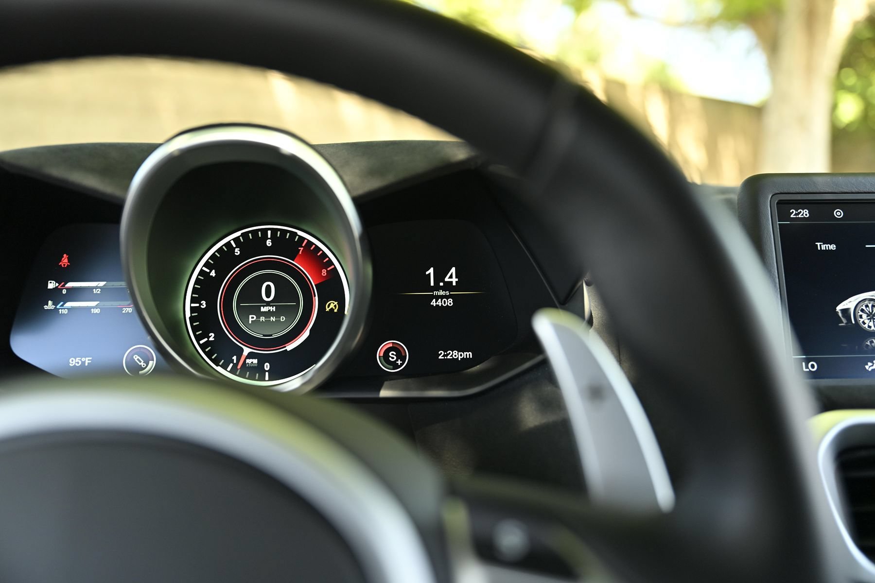 Used 2020 Aston Martin V8 Vantage Coupe RWD image 41