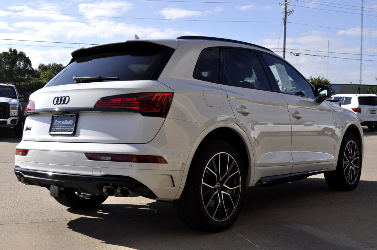 Used 2024 Audi SQ5 Prestige image 7