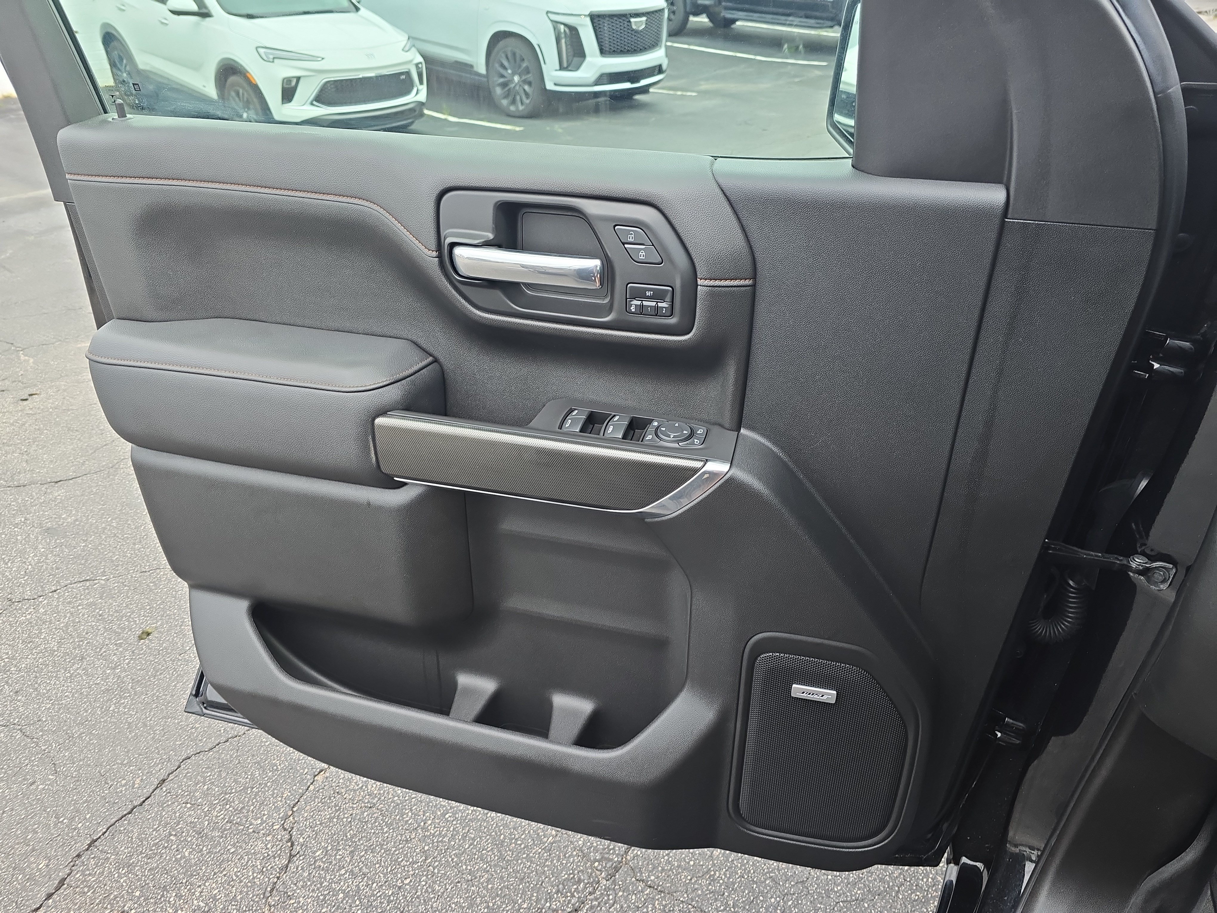Used 2021 GMC Sierra 1500 AT4 w/ AT4 Value Package AWD/4WD image 28
