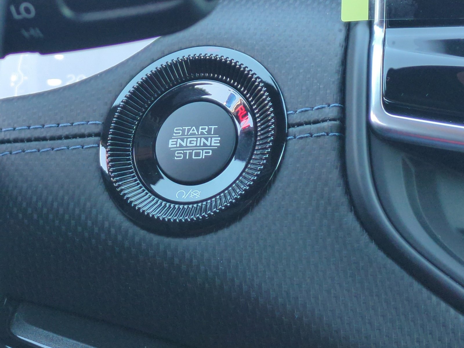 New 2026 Jeep Compass Latitude image 29