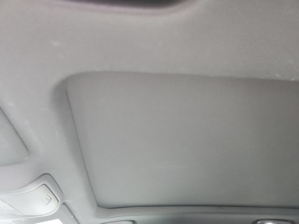 Used 2021 Cadillac XT4 Sport AWD/4WD image 25