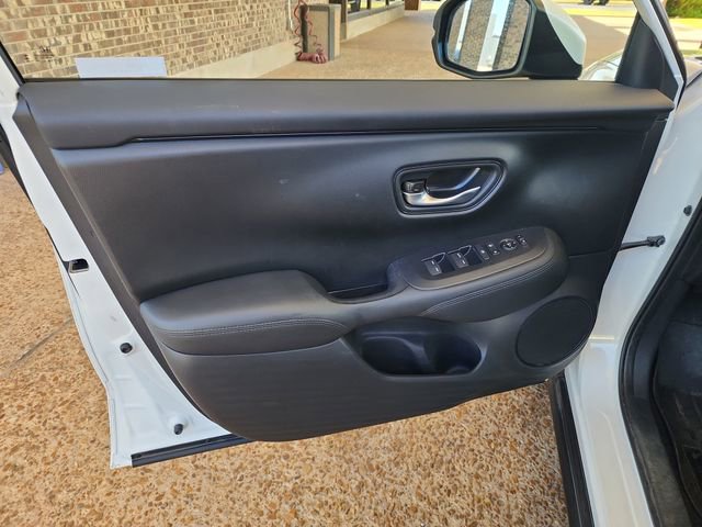 Used 2024 Honda HR-V LX image 9