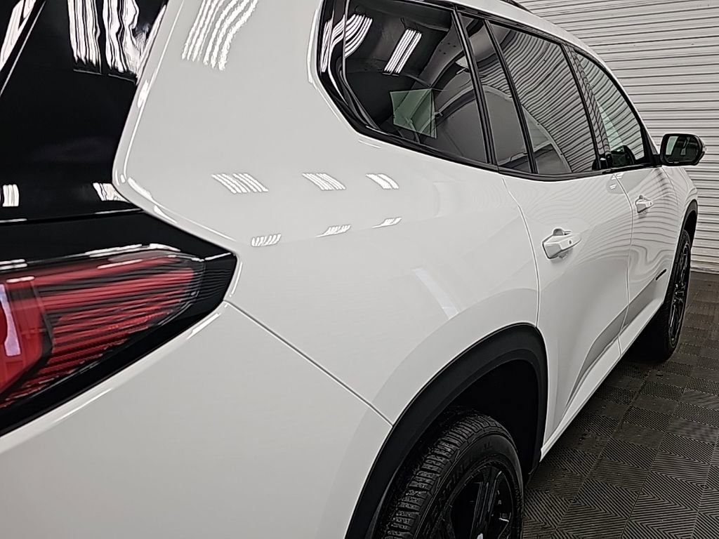 New 2026 GMC Acadia Elevation w/ Black Edition image 9