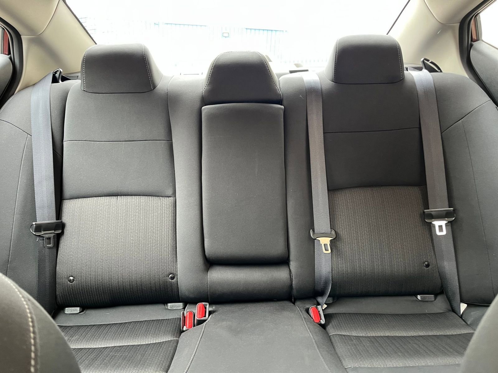 Used 2025 Nissan Altima 2.5 SV image 38