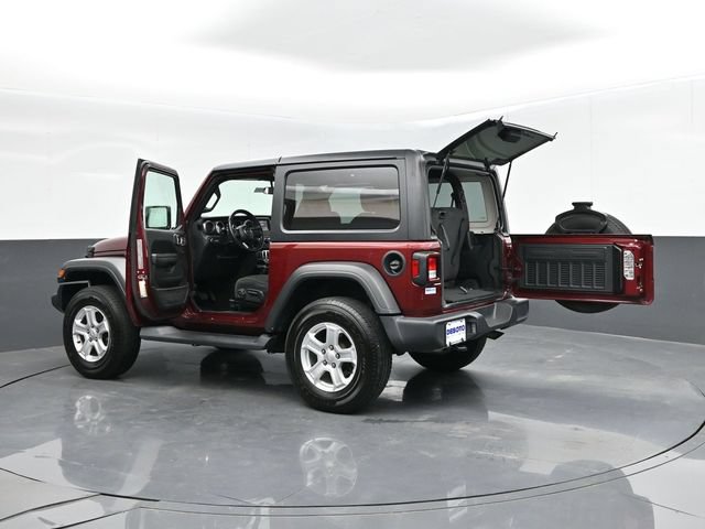 Used 2021 Jeep Wrangler Sport AWD/4WD image 59