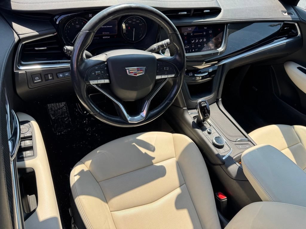 Used 2021 Cadillac XT6 Sport AWD/4WD image 27