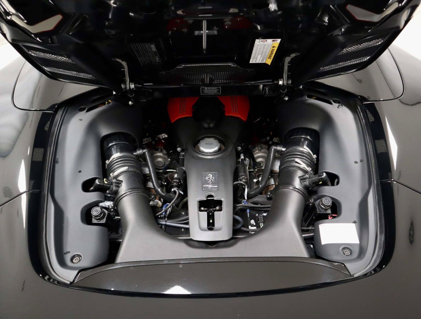Used 2019 Ferrari 488 Spider RWD image 14