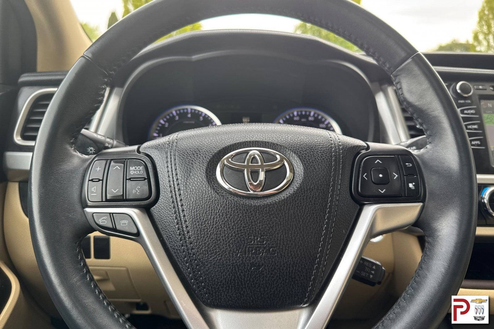 Used 2016 Toyota Highlander XLE AWD/4WD image 30