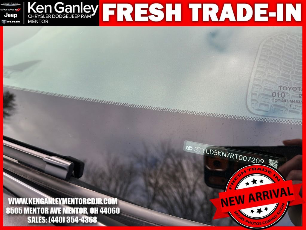 Used 2024 Toyota Tacoma SR image 14