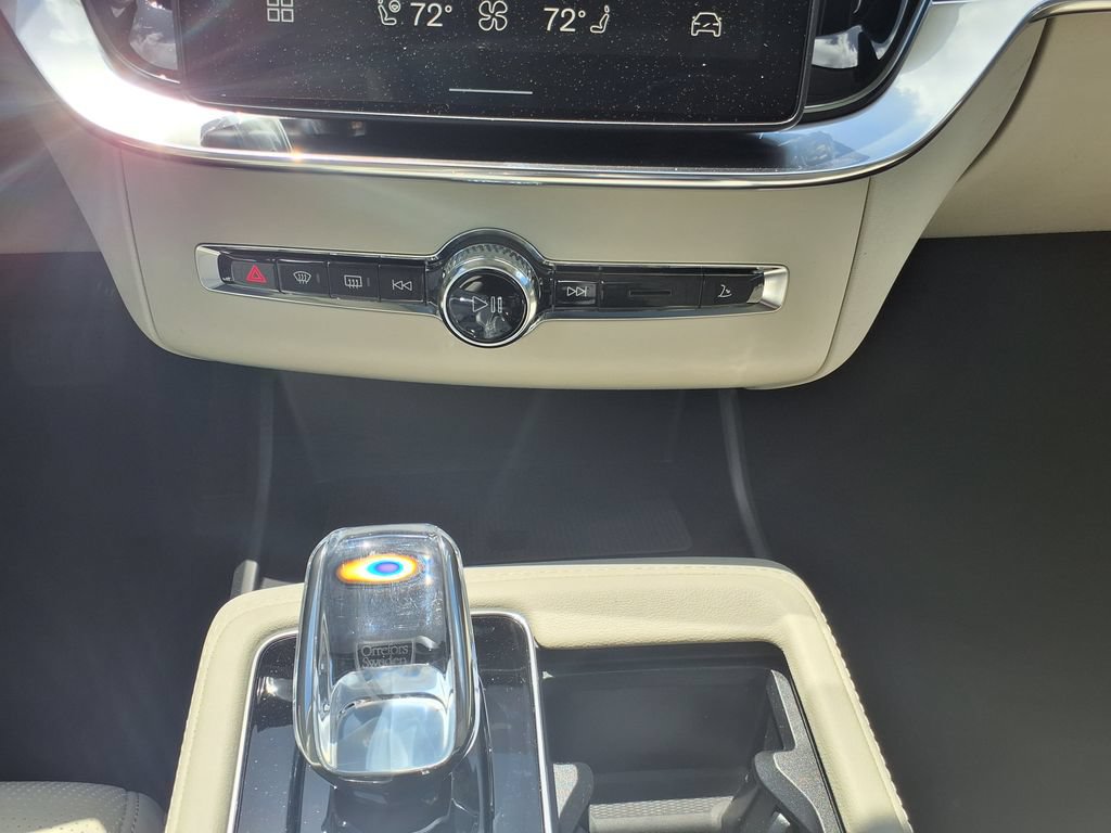 New 2026 Volvo XC90 T8 Ultra w/ Protection Package Premier AWD/4WD image 26