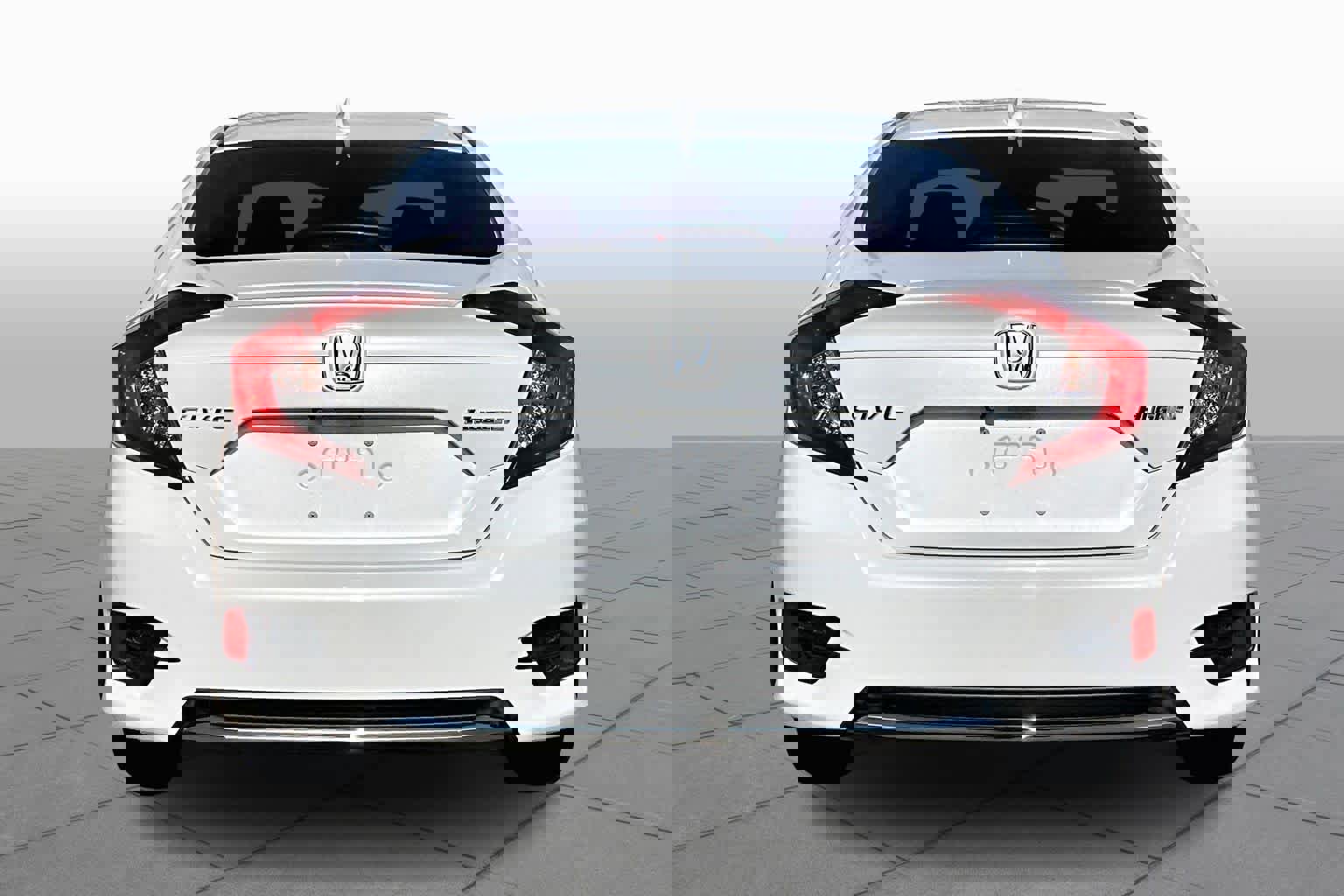 Used 2019 Honda Civic EX-L image 5