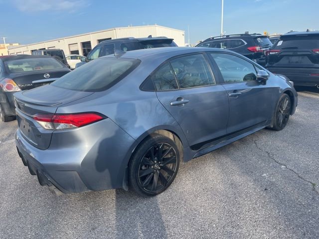 Used 2023 Toyota Corolla SE image 2
