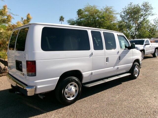 Used 2013 Ford E-350 and Econoline 350 XLT RWD image 7