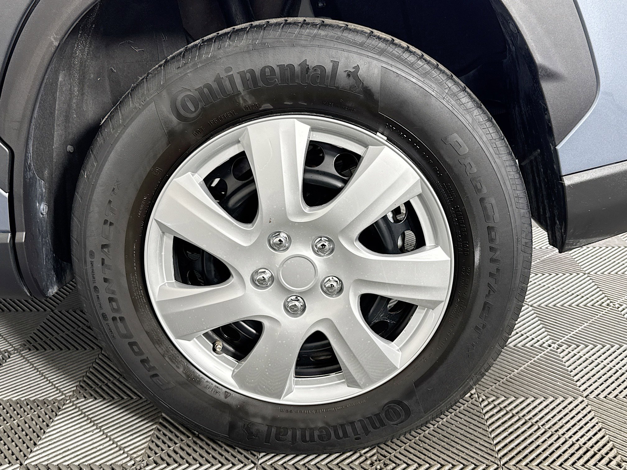 Used 2023 Toyota Corolla Cross L image 52