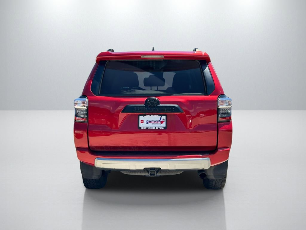 Used 2022 Toyota 4Runner TRD Off-Road Premium AWD/4WD image 6