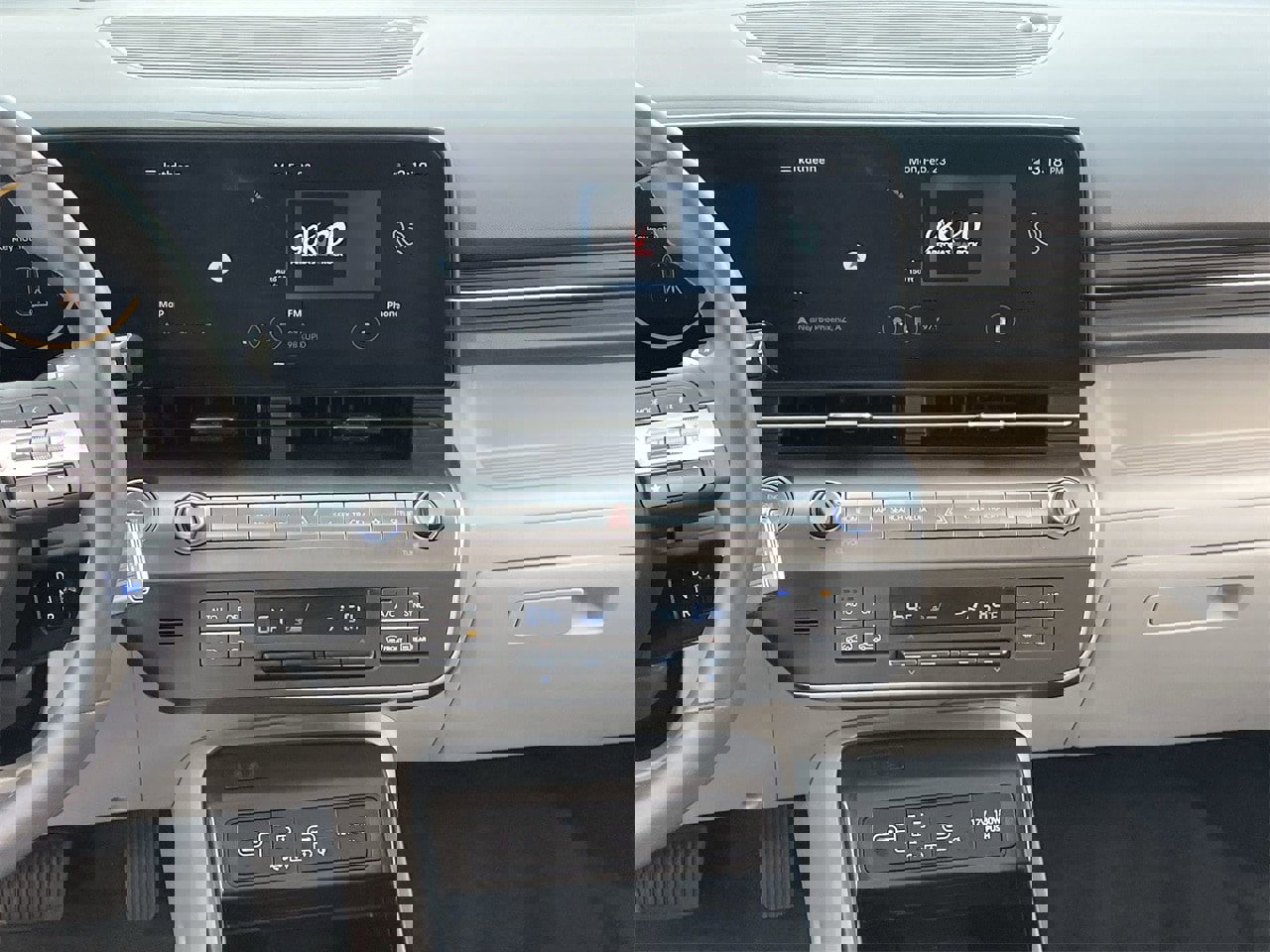 Used 2025 Hyundai Kona Limited image 14