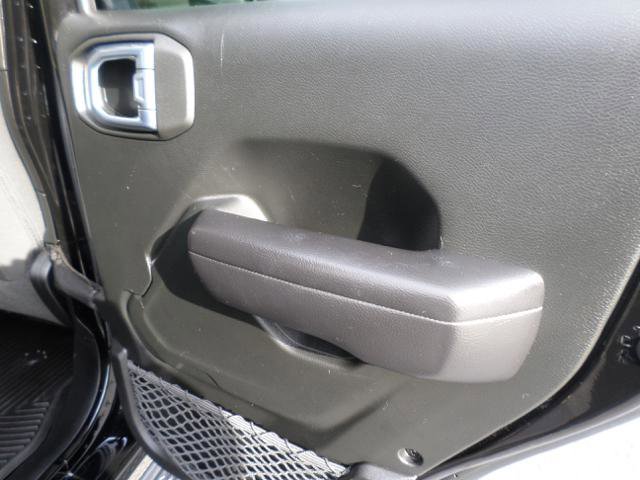 Used 2021 Jeep Gladiator Sport image 34