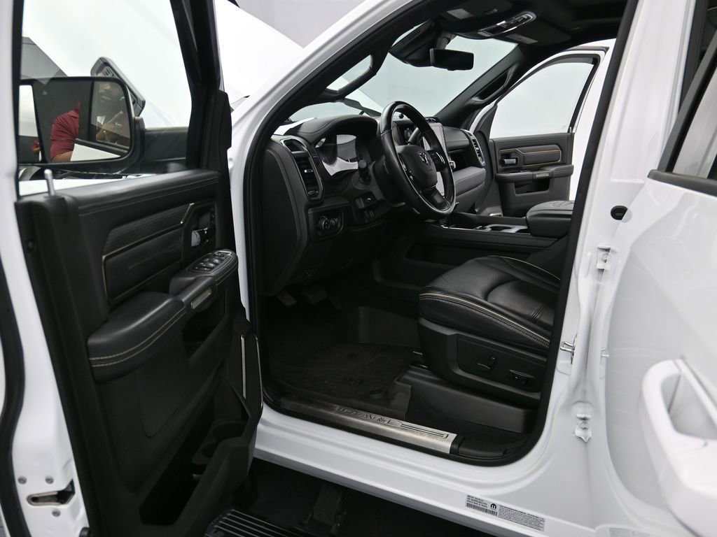 Used 2022 RAM 3500 Limited w/ Max Tow Package image 16