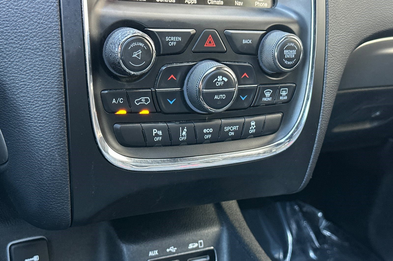 Used 2017 Dodge Durango R/T w/ Technology Group RWD image 19