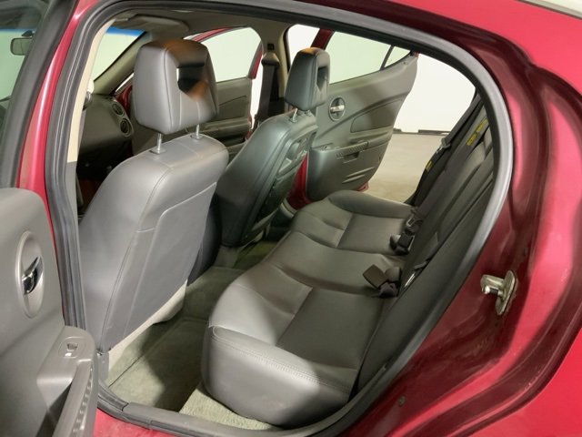 Used 2004 Pontiac Grand Prix GT2 w/ Leather Trim Pkg image 27