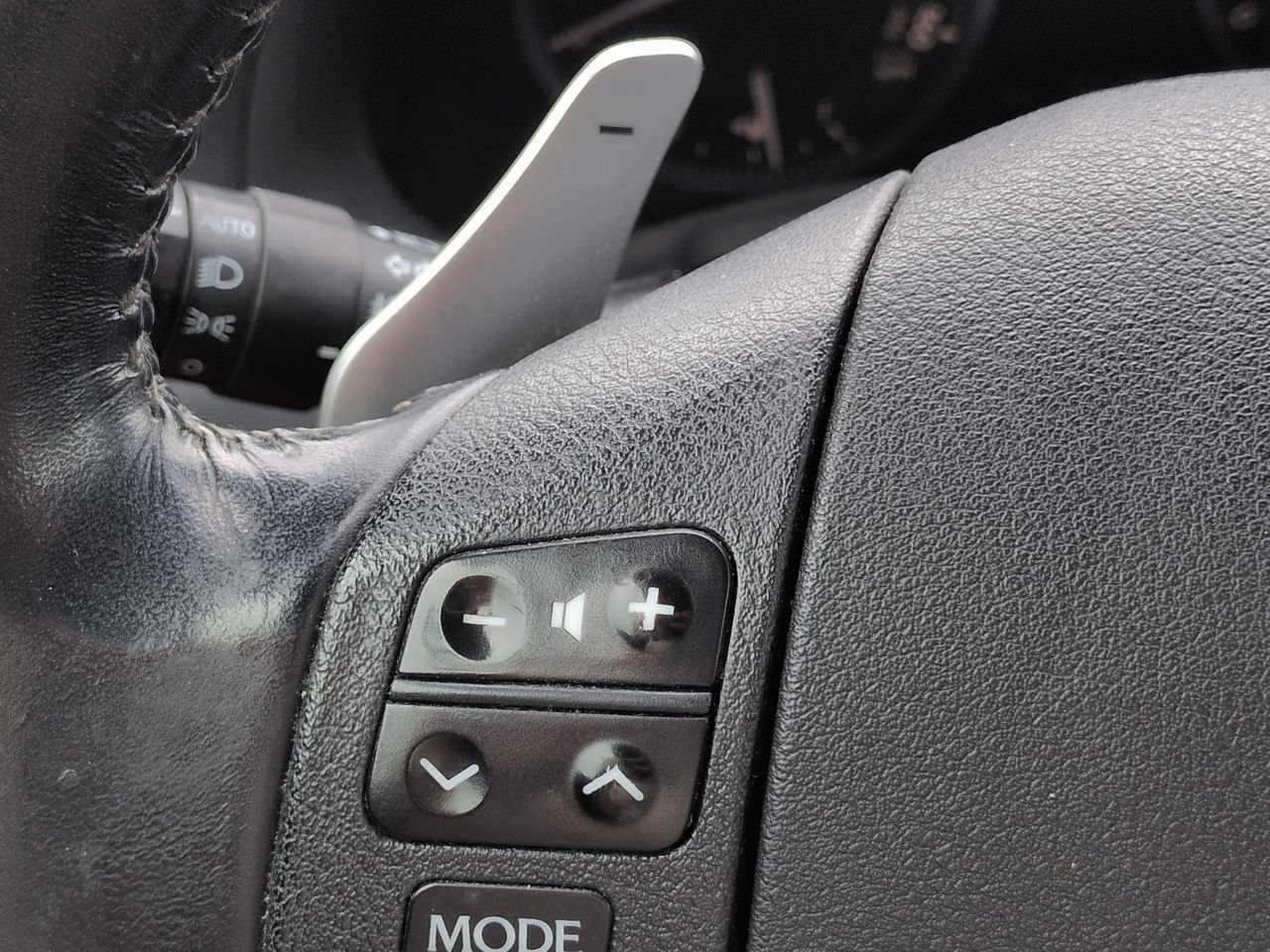 Used 2010 Lexus IS 250C RWD image 23
