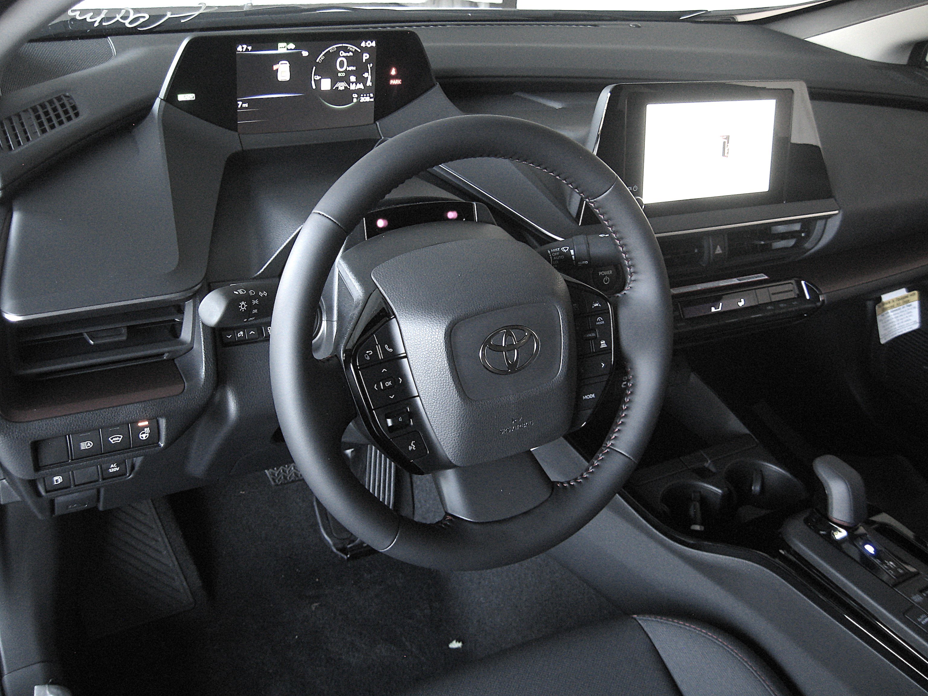 New 2026 Toyota Prius Plug-In Hybrid image 8