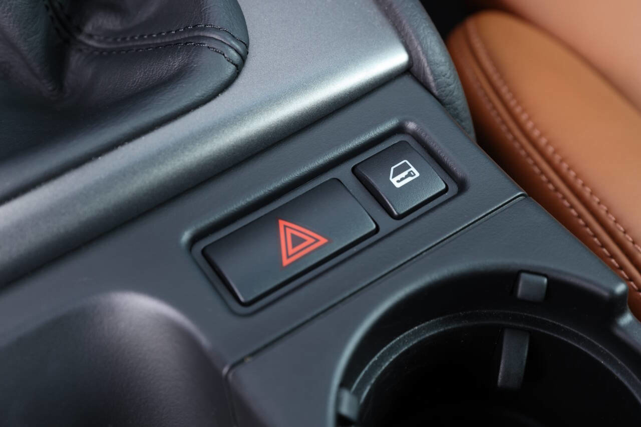 Used 2004 BMW M3 Coupe image 56