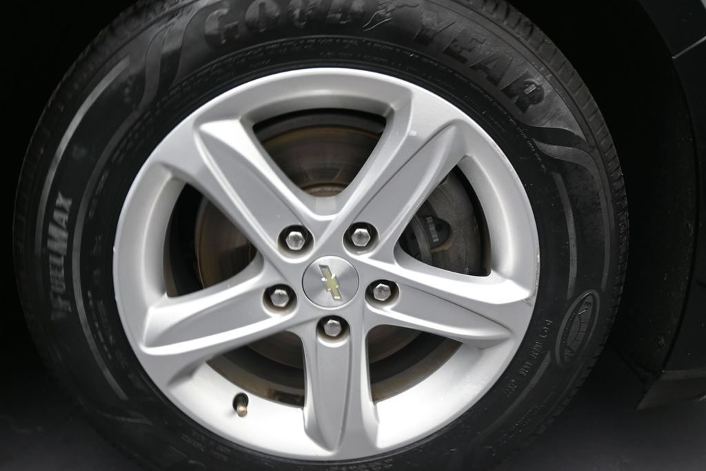 Used 2020 Chevrolet Malibu LS FWD image 21